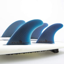 Load image into Gallery viewer, Predn Surf Co - FCS II Performer Neo glass eco tri-quad fins - Pacific blue
